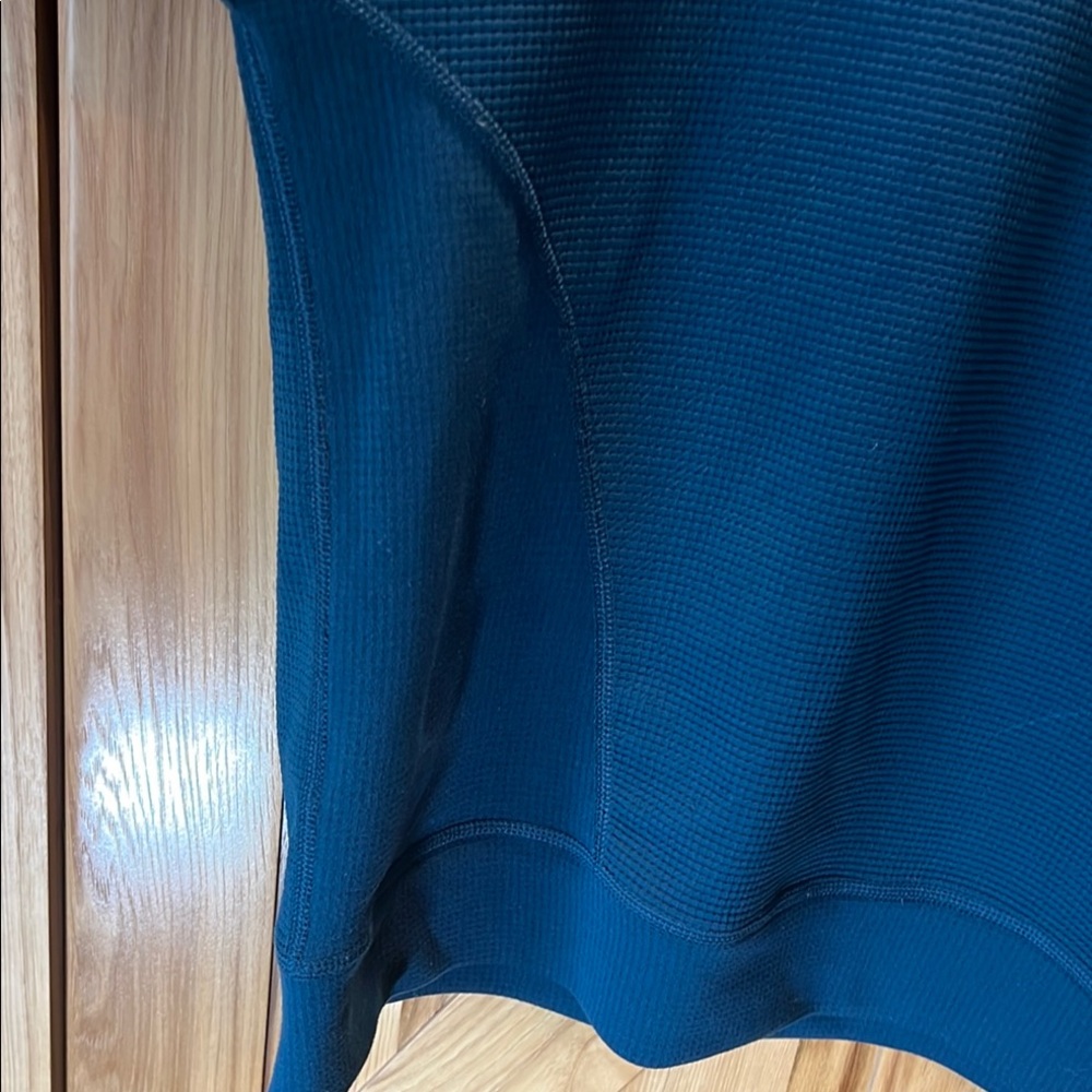 SALE🎉 Eddie BauerTeal Blue Mock Neck Shirt - Picture 4 of 8